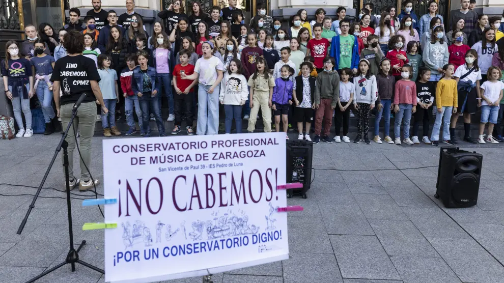 Protesta de los alumnos del Conservatorio Profesional en la plaza de España el año pasado.