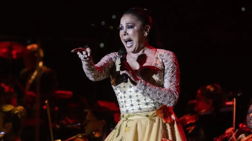 Isabel Pantoja demanda a 'Sálvame' y exige penas de cárcel: "Destrozó su  vida personal y profesional"