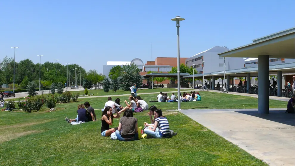 Alrededor de 30.000 estudiantes integran las titulaciones de la Universidad de Zaragoza este curso.
