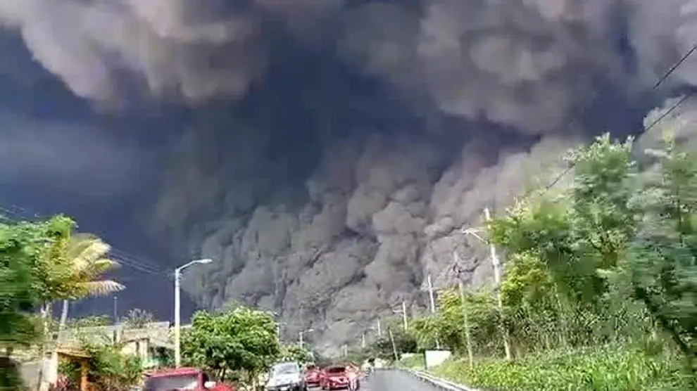 Al menos seis muertos tras la erupción del volcán de Fuego en Guatemala