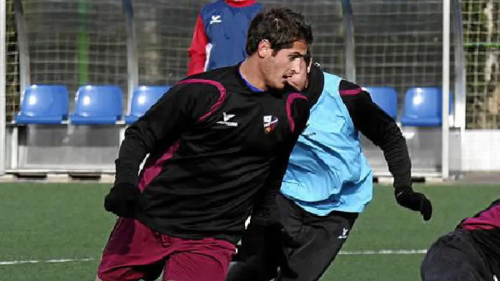 Imagen de un entrenamiento de la Sociedad Deportiva Huesca en la Ciudad Deportiva.