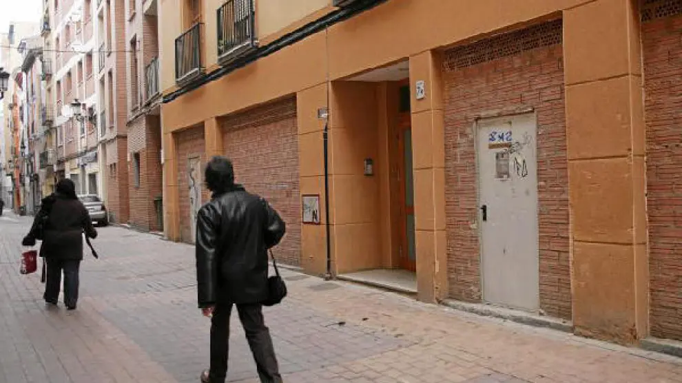 Varios de los locales que se pondrán a disposición de los emprendedores se ubican en la calle de San Pablo.