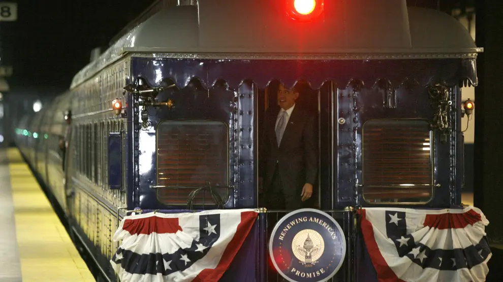 Obama en el tren que le llevó de Filadelfia hasta Washington