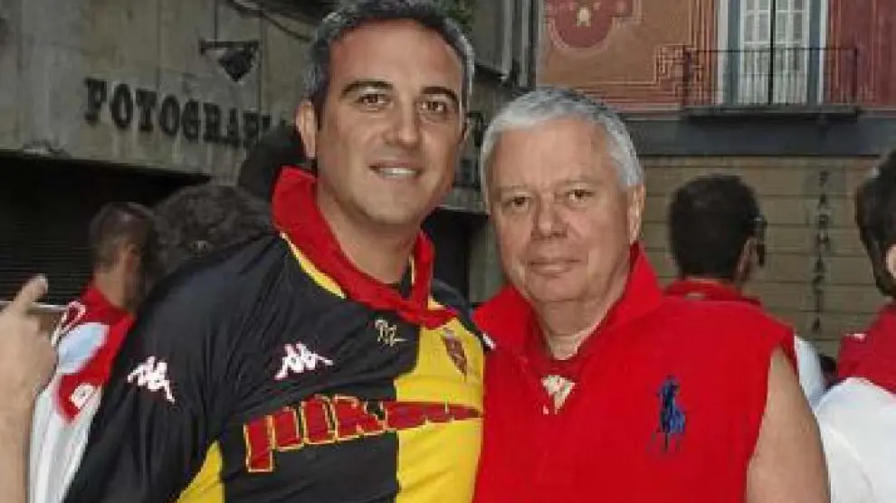 Antonio Jerez (izquierda), junto a Joe Jistley.