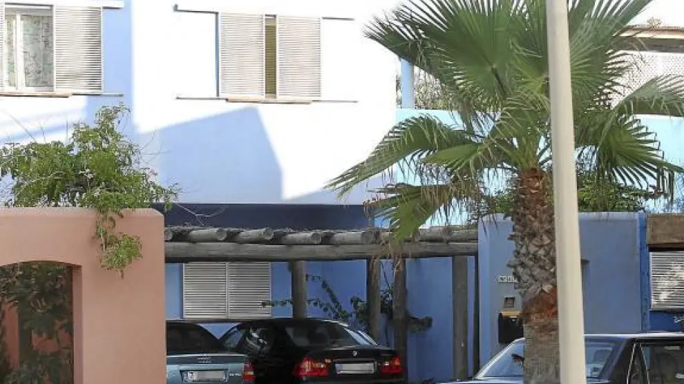 Fotografía, tomada ayer, de la vivienda de la familia Pinilla en Sotogrande (Cádiz).