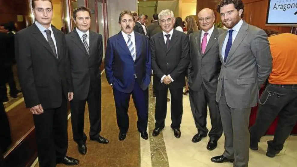 Los responsables de Podoactiva con Manuel Teruel, Antonio Flamenco, Carlos Carnicer e Íñigo de Yarza