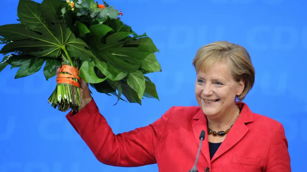 Merkel retiene el poder