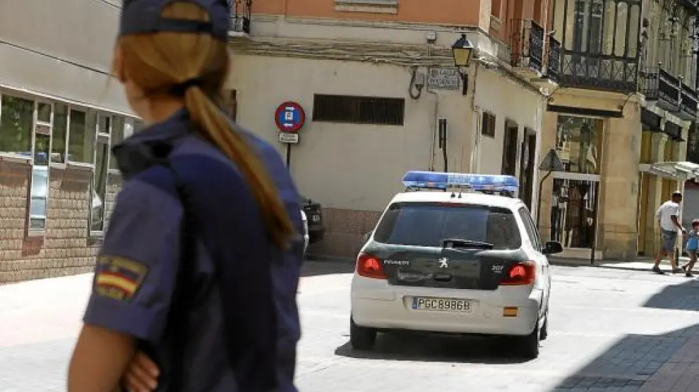 La Guardia Civil lleva los presos al juzgado y, desde septiembre, se los entrega a la Policía Nacional.