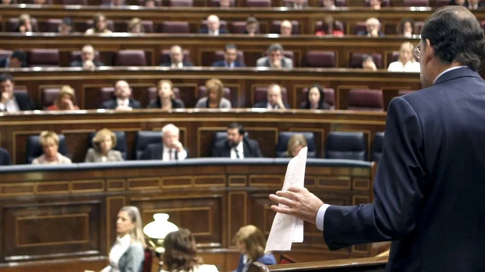 Rajoy critica al Gobieno en una de sus intervenciones