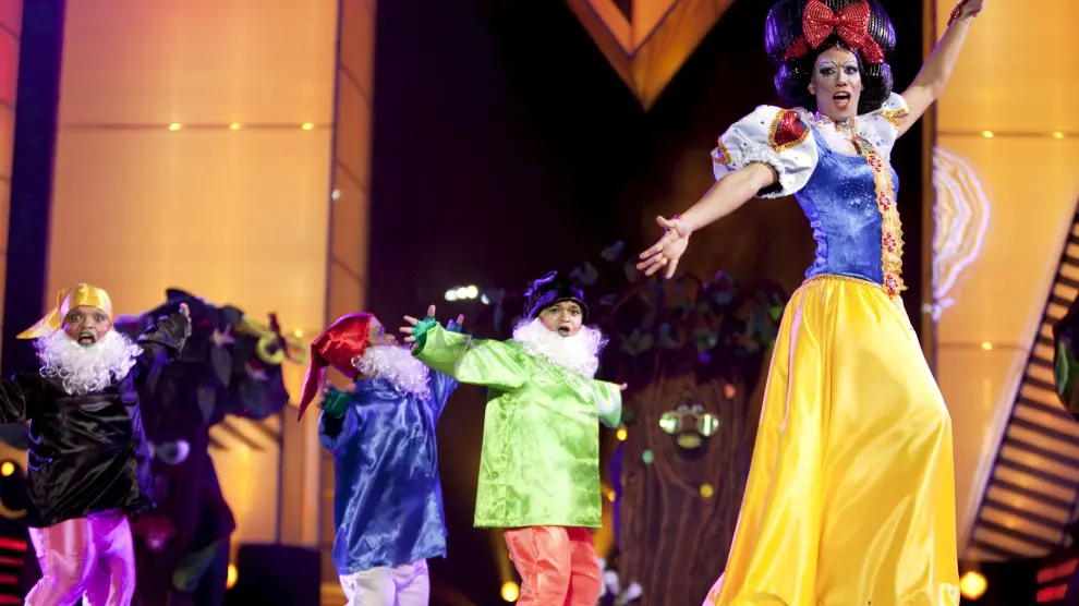 La concursante Drag Mandrágora se convirtio¿en el 'Drag Queen' del Carnaval de Las Palmas.