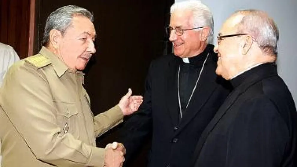 Raúl Castro, el miércoles con el arzobispo de La Habana.