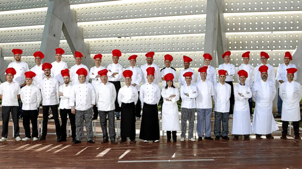 Representantes de los 34 restaurantes zaragozanos que participan en 'El secreto del chef'