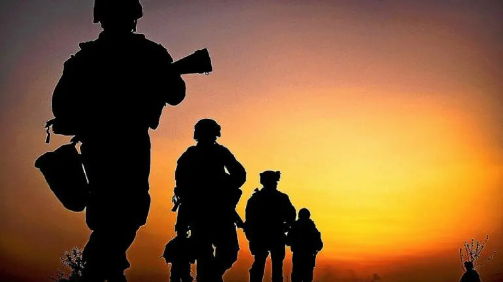 Miembros de la ISAF regresan a la base de operaciones Gerónimo en Afganistán, el pasado 30 de mayo.