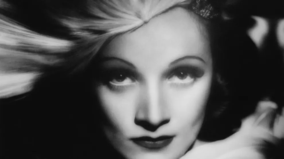 Marlene Dietrich en un fotograma de Shanghai Express