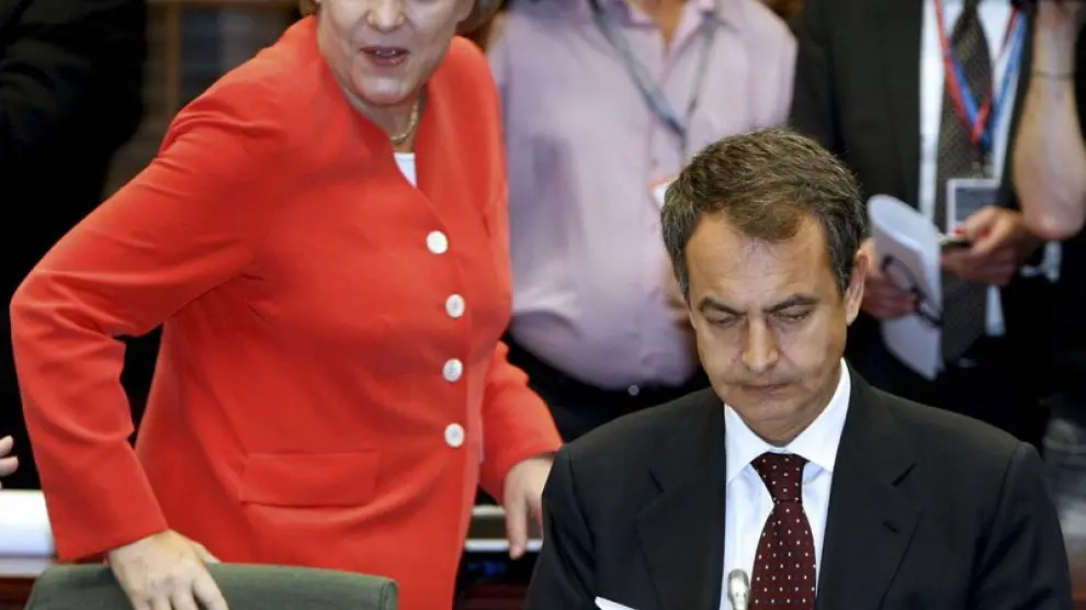 Zapatero, en el último Consejo Europeo de la presidencia española