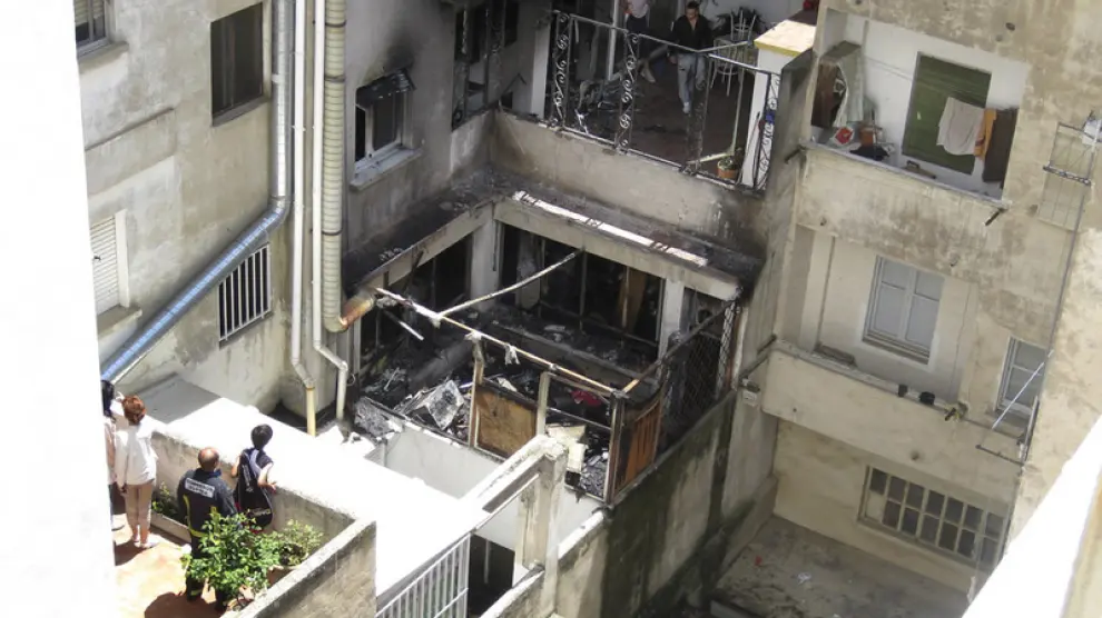 Un incendio en un bar de Huesca obliga a desalojar un edificio, aunque no ha habido heridos