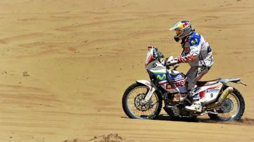 Francisco 'Chaleco' López atraviesa las dunas del último Dakar.