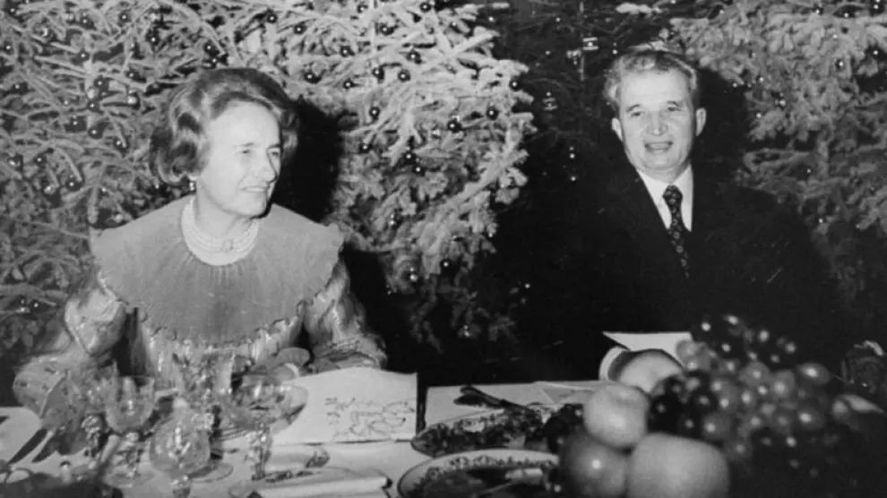 Nicolae Ceausescu y su esposa Elena