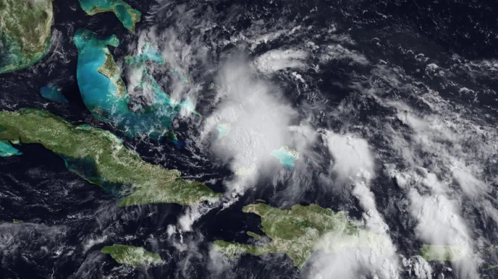Imagen via satélite de la tormenta en las Bahamas