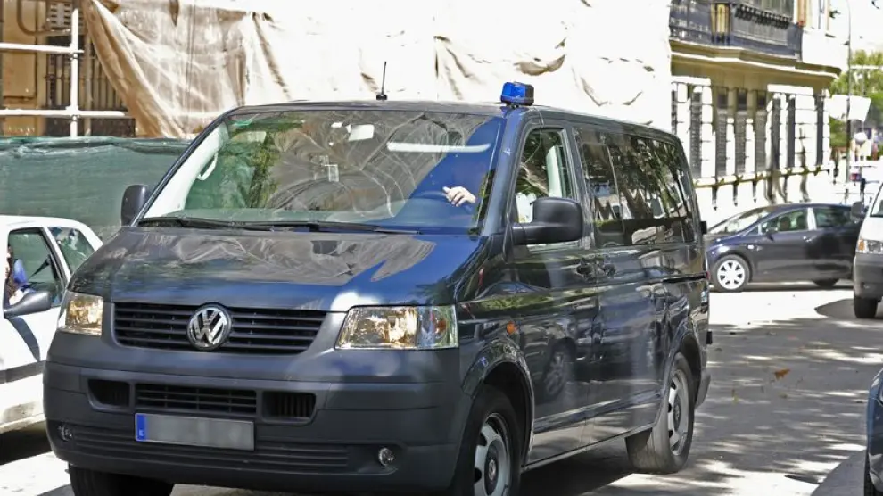 El furgón policial que trasladó el viernes a la etarra a la Audiencia Nacional
