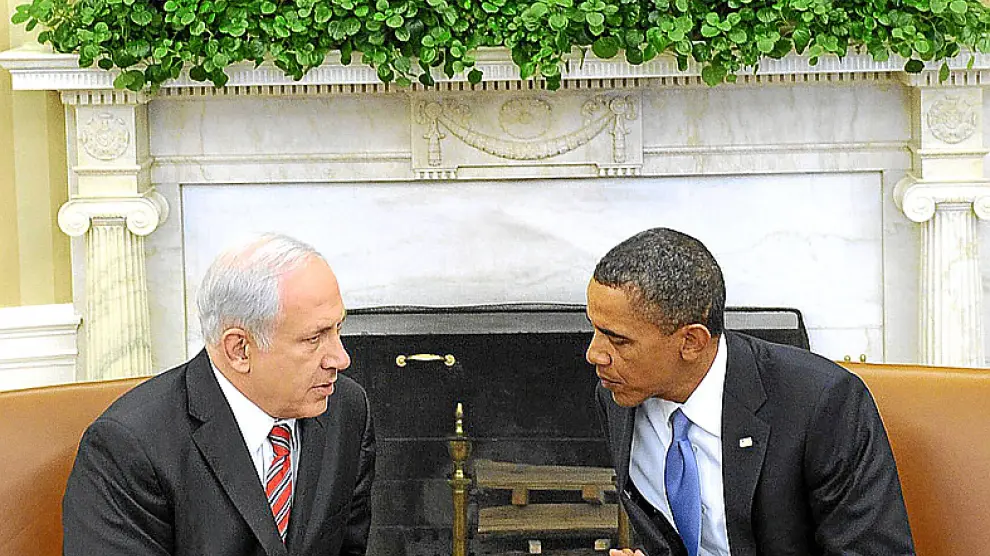 Netanyahu y Obama conversan en la Casa Blanca, ayer.