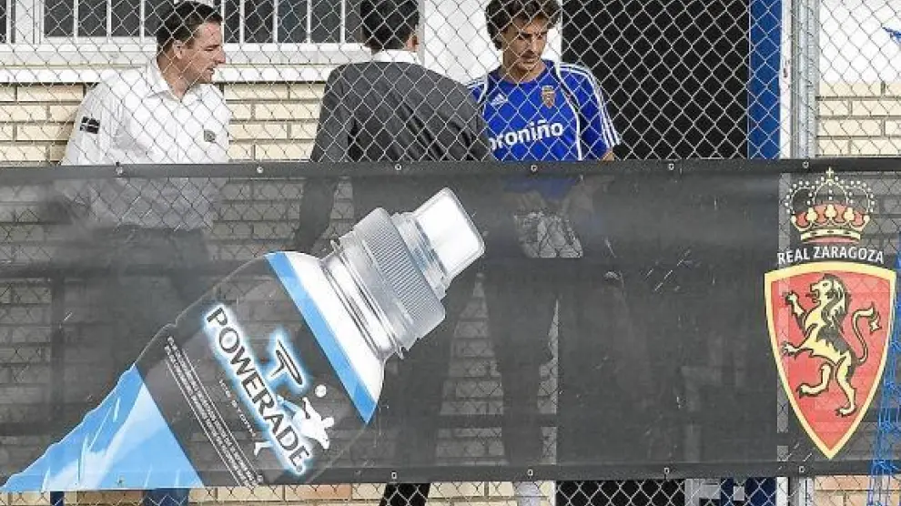 Luis Carlos Cuartero, con Antonio Prieto -de espaldas- y Jorge López, ayer en la Ciudad Deportiva.