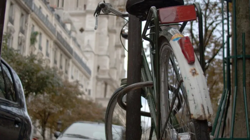 Recorrer las riberas del Sena en bici, otra versión de París