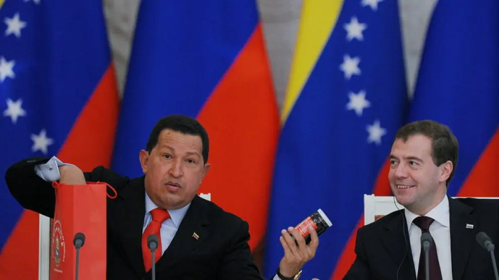 Chávez y Medvédev firman el acuerdo
