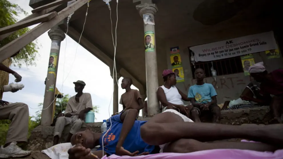 El cólera llega a la capital de Haití