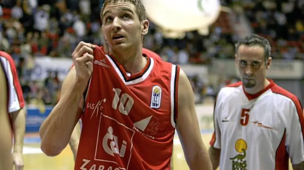 Txemi Urtasun formó parte de la plantilla del CAI en la temporada 2004-05.