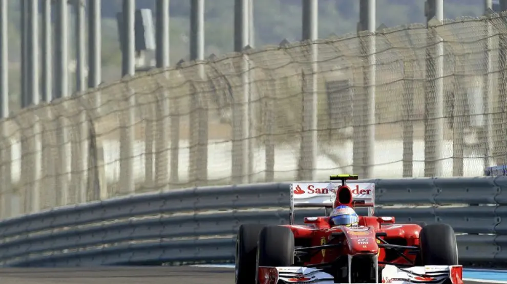 Vettel el mas rápido en la segunda eliminatoria, Alonso sexto