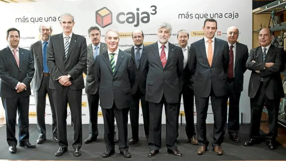Caja3 comenzará a operar el 1 de enero de 2011 con 600 oficinas y casi 3.000 empleados