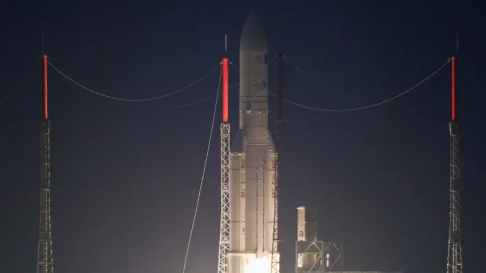 Lanzamiento del cohete con el satélite 'Hispasat 1E'.