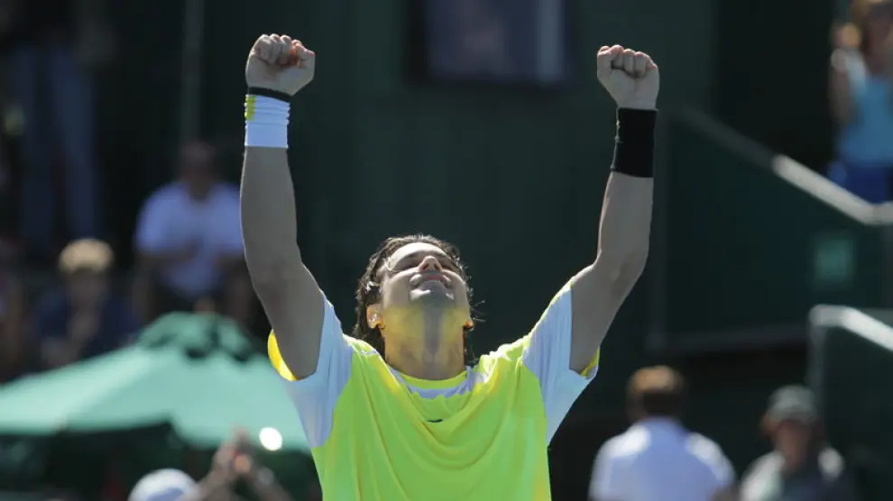 David Ferrer celebra la victoria.