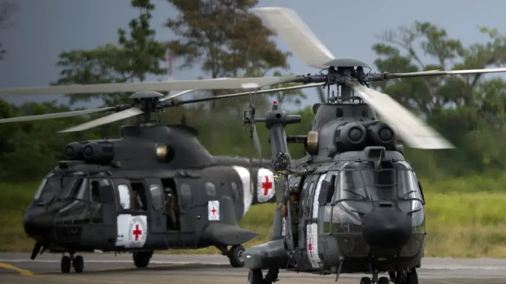 Dos de los helicópteros que participaron en la operación