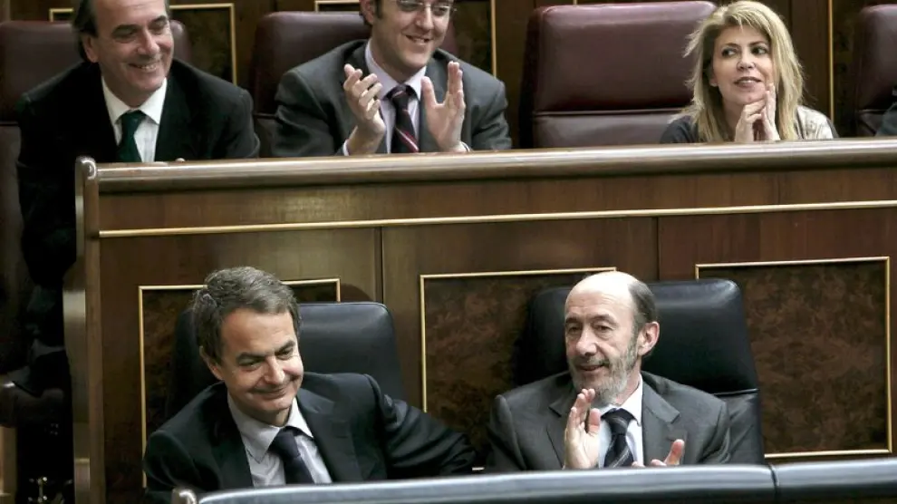 Zapatero y Rubalcaba en el pleno del Congreso