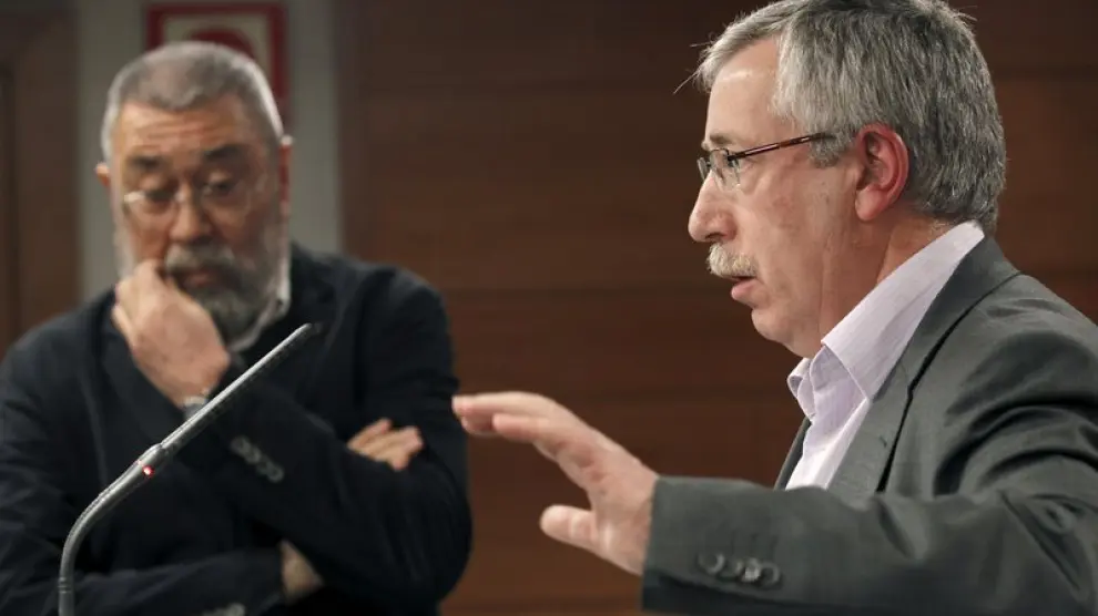 Los secretarios generales de CC. OO., Ignacio Fernández Toxo, y de UGT, Cándido Méndez