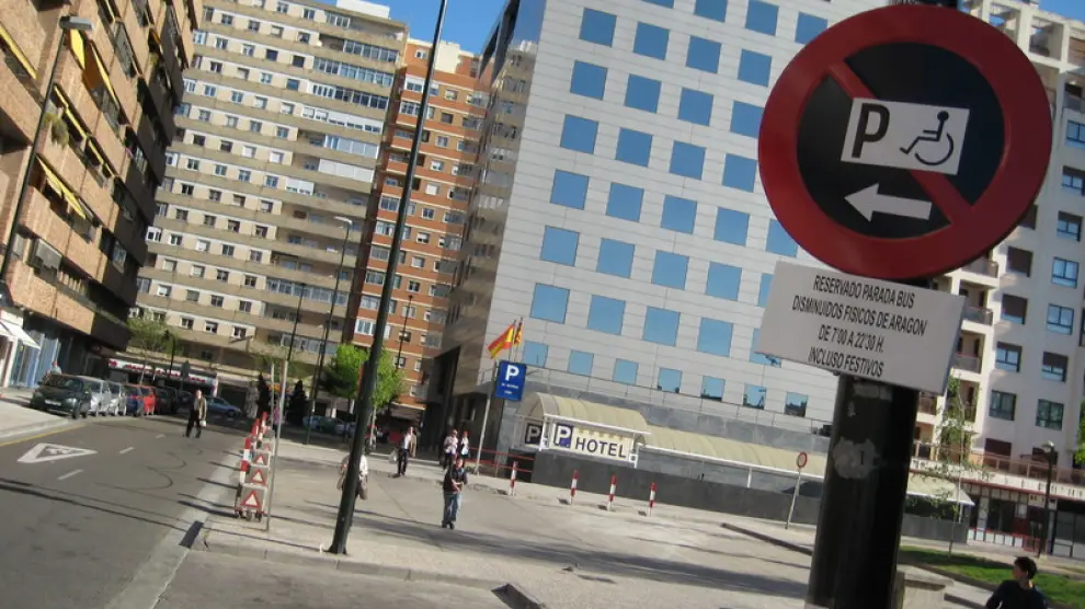 La falsificación de tarjetas de aparcamiento de discapacitados prolifera en Zaragoza