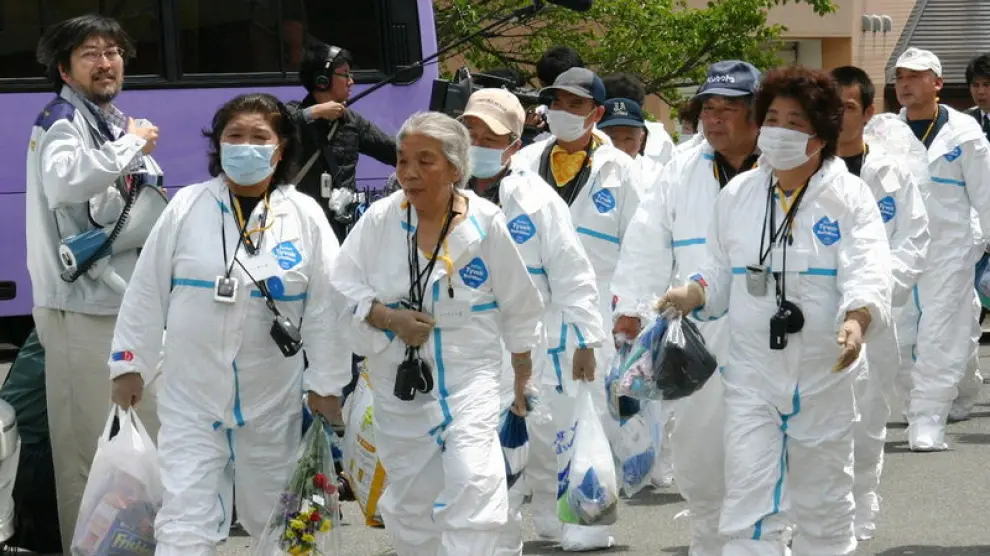Algunos de los residentes en la zona de exclusión de Fukushima