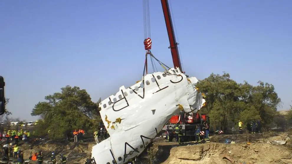 Restos del fuselaje del avión de Spanair siniestrado en agosto de 2008 en Barajas