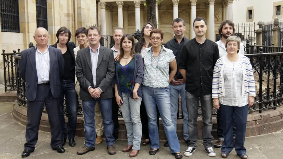 Los doce miembros del grupo juntero de Bildu en Vizcaya