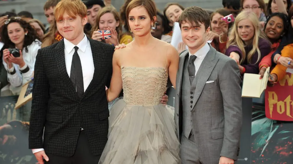 Los tres actores principales posan en la alfombra roja de Londres antes del estreno