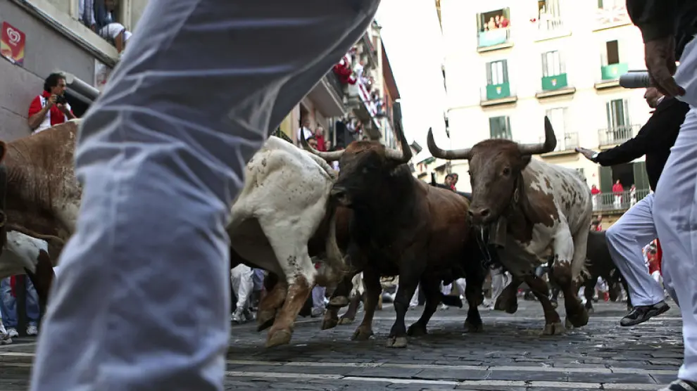 Último encierro de las fiestas por las calles de Pamplona