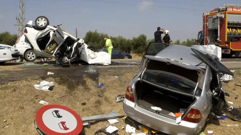 Imagen de archivo de un accidente ocurrido en las carreteras españolas