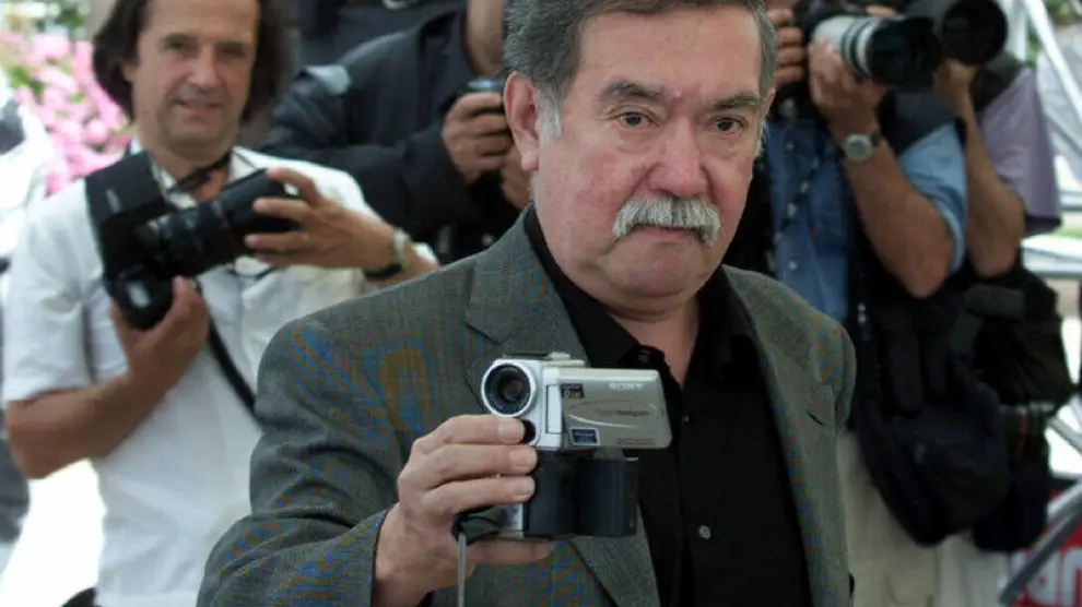 El director chileno Raúl Ruiz, en una imagen en el Festival de Cannes de 2001