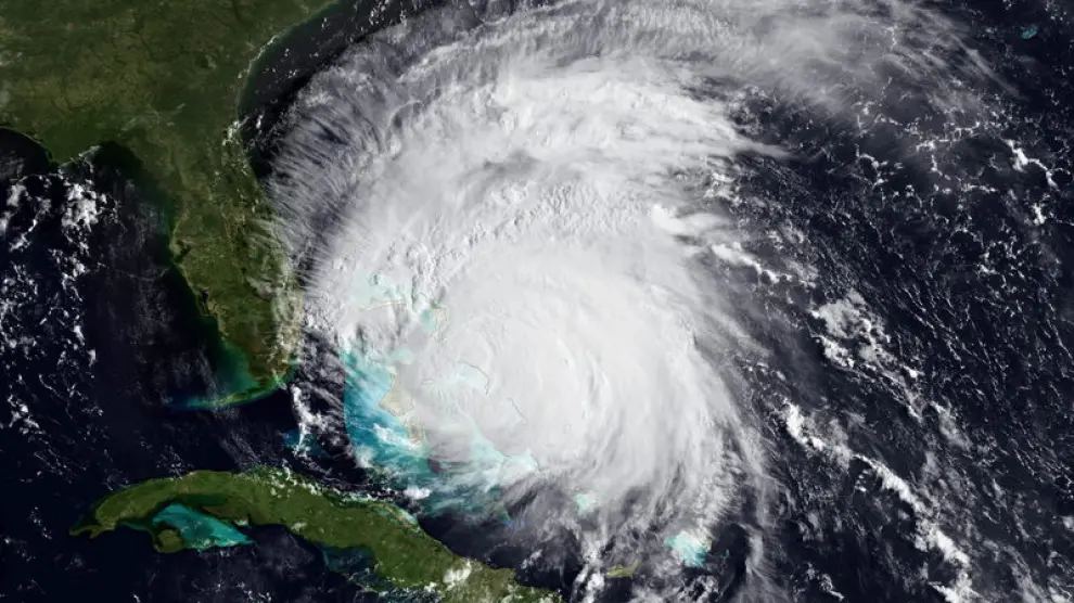 El huracán Irene está llegando a la costa de EE.UU.