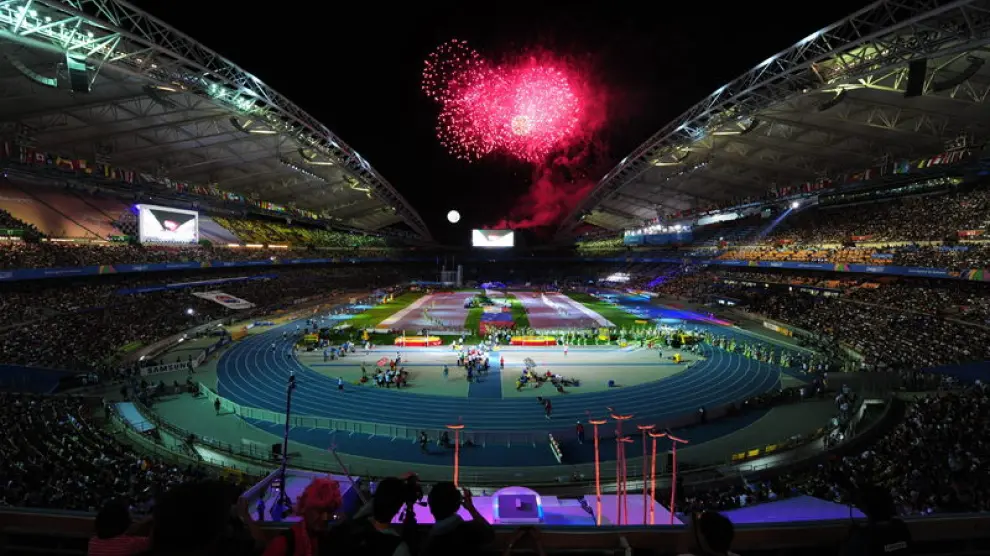 Momentos de la ceremonia de inauguración del Mundial de Atletismo en Daegu