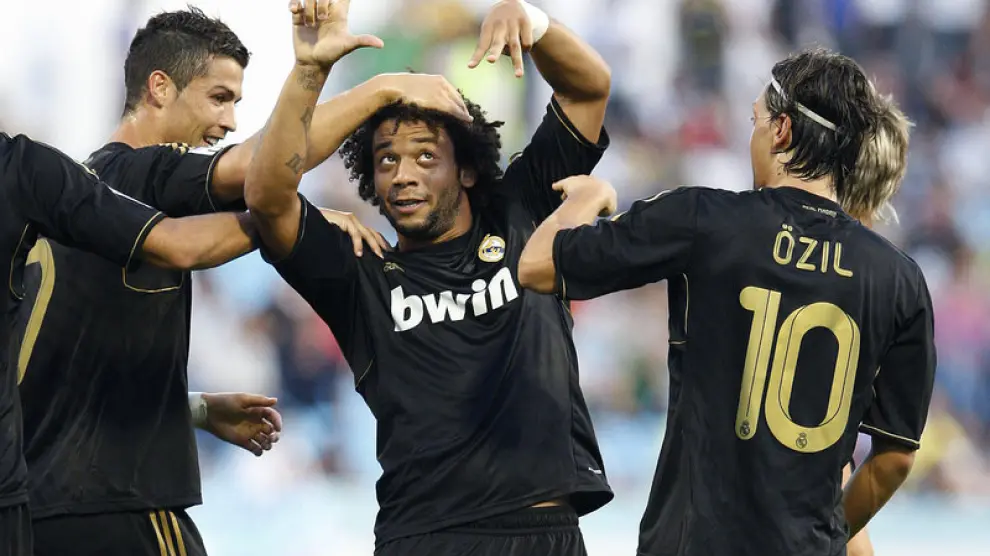 Macelo celebra el segundo gol del Real Madrid