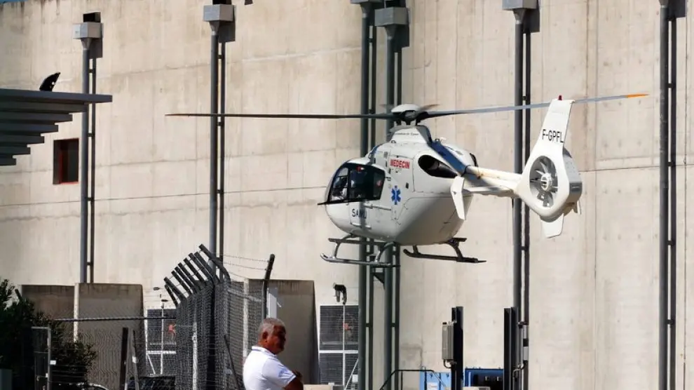 Un helicóptero medicalizado llega a la central nuclear cercana a Marcoule