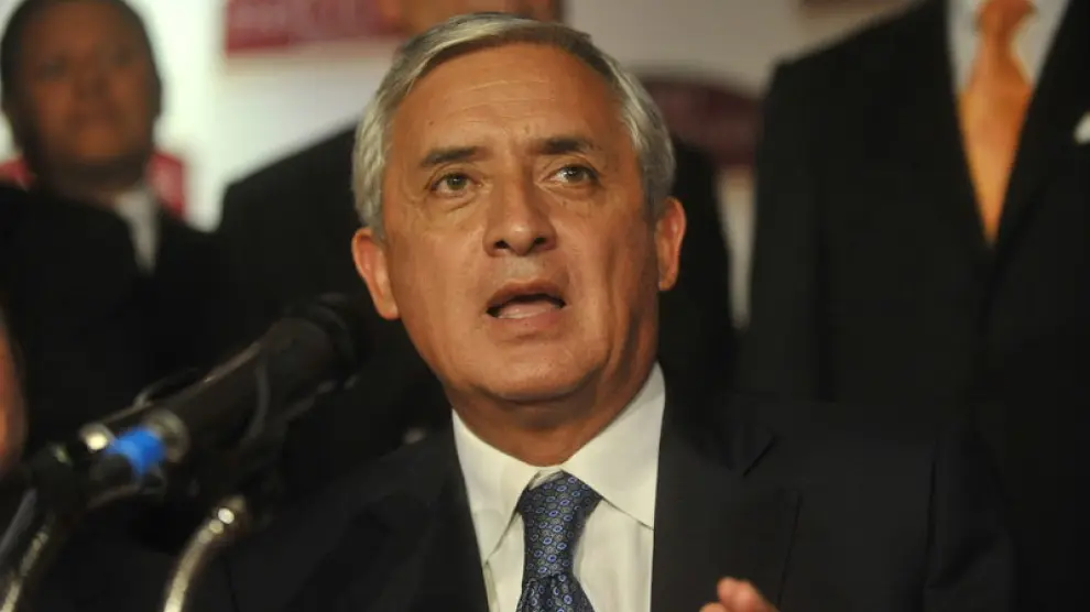 El candidato del Partido Patriota, Otto Pérez Molina, durante una rueda de prensa en Guatemala